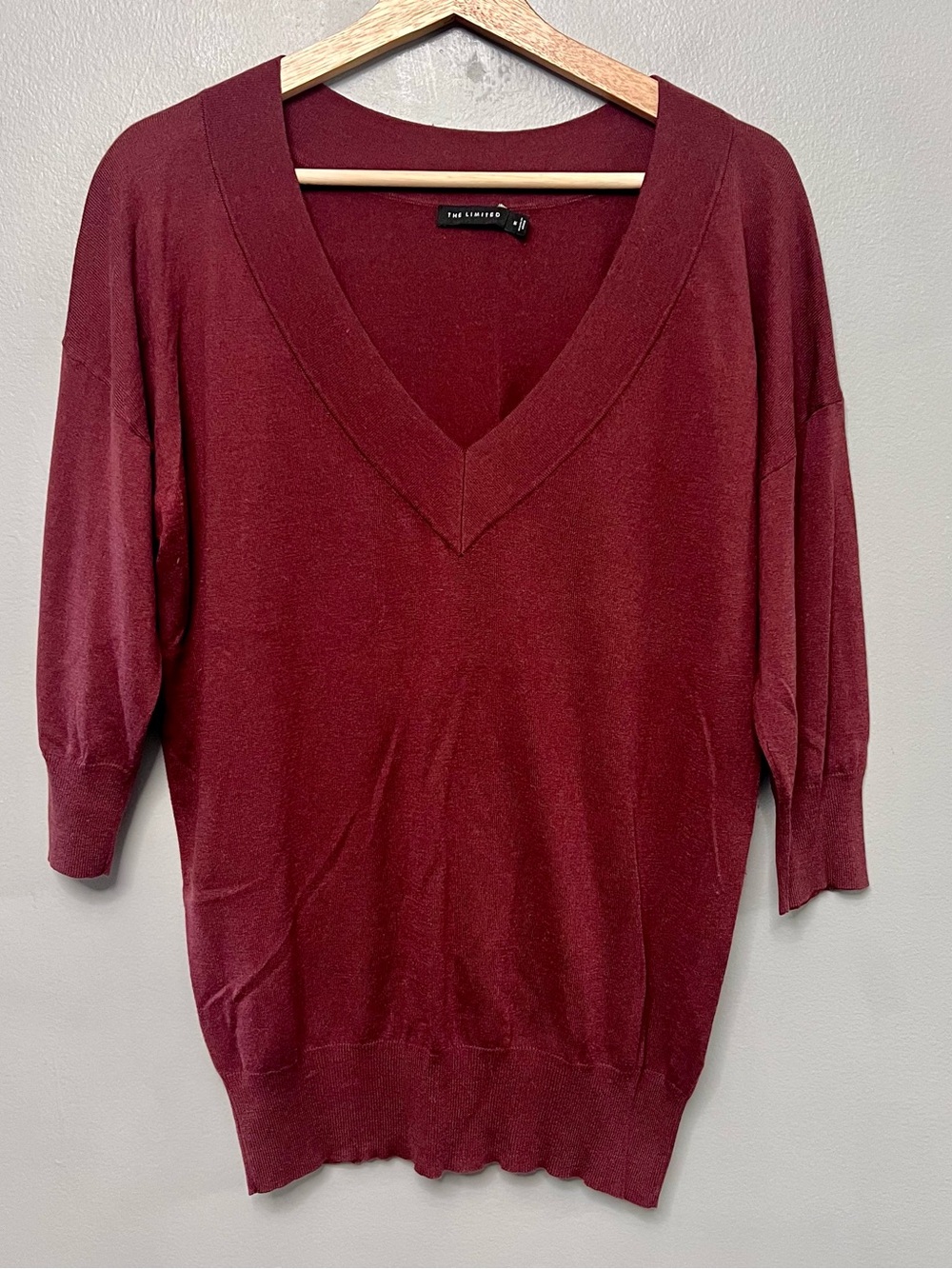 The Limited Burgandy Silk Cashmere Blend V-Neck Sweater Medium Clean Girl